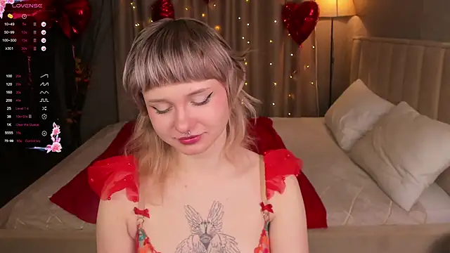 Tori Cutie online show from February 27, 12:11 am