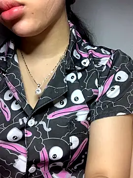 Nguyenha11 online show from November 15, 10:19 am