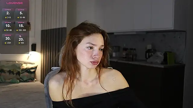 Snapshot of soguesswhat chatting on November 4, 1:48 pm soguesswhat online show from November 4, 1:48 pm