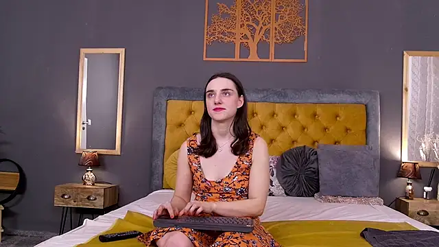 Jessica White  online show from February 6, 4:41 am