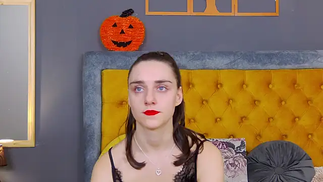 Jessica White  online show from November 21, 4:00 am