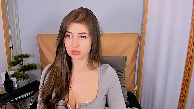 JessieAlone online show from May 15, 5:38 am