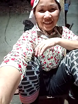 TinTin321 online show from December 1, 10:49 am