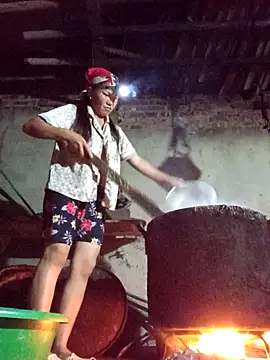 TinTin321 online show from November 10, 12:32 pm