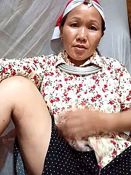 TinTin321 online show from October 23, 1:21 pm