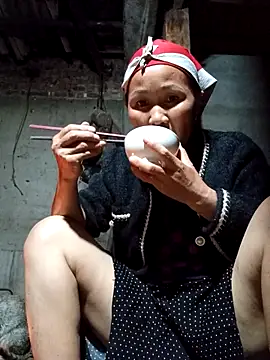 TinTin321 online show from November 4, 10:52 am