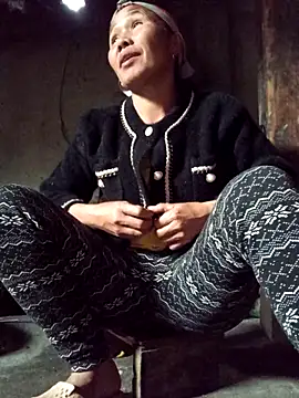 TinTin321 online show from December 21, 12:35 am