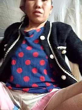 TinTin321 online show from October 31, 8:27 pm