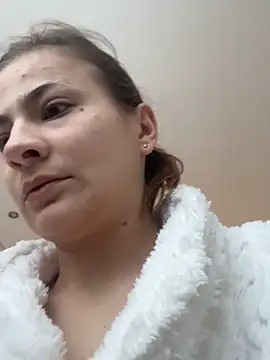 IsabellaEtha online show from December 15, 10:10 am