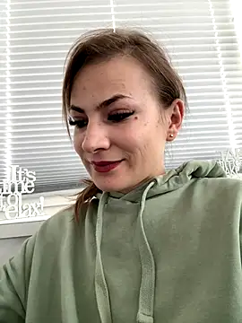 IsabellaEtha online show from September 29, 10:44 am