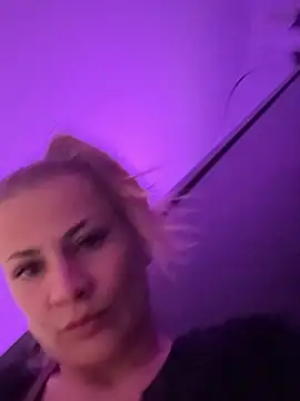 IsabellaEtha online show from October 29, 4:50 pm