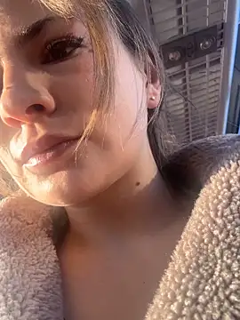 IsabellaEtha online show from March 23, 7:08 am