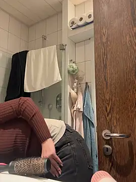 IsabellaEtha online show from December 17, 1:49 pm