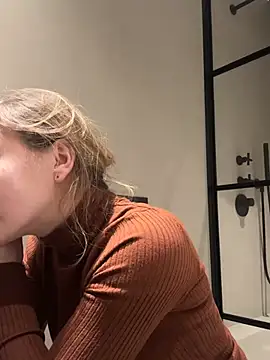 IsabellaEtha online show from February 13, 4:51 pm