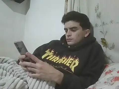 Rodrigo99 9 online show from May 11, 4:04 pm
