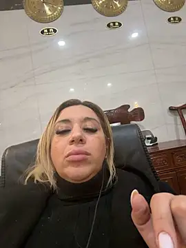 TheeaBlanco online show from November 28, 4:18 pm