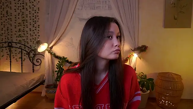 Snapshot of EvaDowe chatting on December 20, 4:04 am EvaDowe online show from December 20, 4:04 am