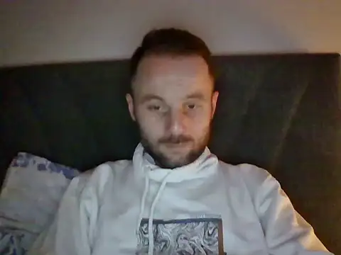 isimsizsikicii online show from February 23, 4:07 pm