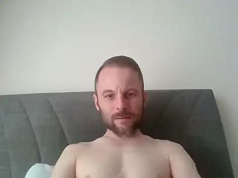 isimsizsikicii online show from April 15, 12:42 pm