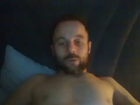 isimsizsikicii online show from March 23, 9:58 pm