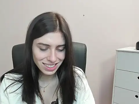 Snapshot of dreamPIA chatting on October 25, 6:45 am dreamPIA online show from October 25, 6:45 am