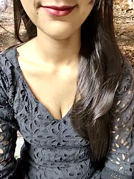 Indian-Aleena online show from October 4, 8:05 am