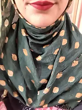 Snapshot of Indian-Aleena chatting on February 15, 5:41 am Indian-Aleena online show from February 15, 5:41 am