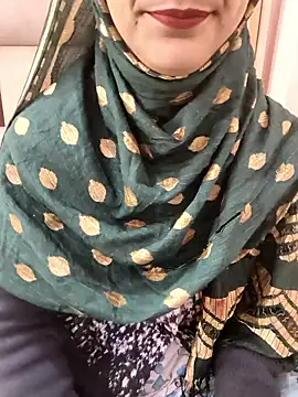 Snapshot of Indian-Aleena chatting on February 8, 6:55 am Indian-Aleena online show from February 8, 6:55 am