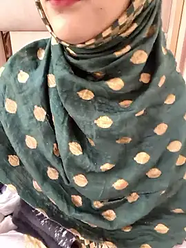 Snapshot of Indian-Aleena chatting on February 16, 5:50 am Indian-Aleena online show from February 16, 5:50 am