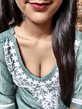 Indian-Aleena online show from October 12, 4:52 pm