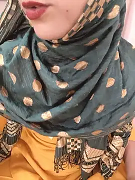 Snapshot of Indian-Aleena chatting on May 23, 7:07 am Indian-Aleena online show from May 23, 7:07 am