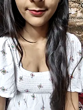 Indian-Aleena online show from October 6, 6:52 pm