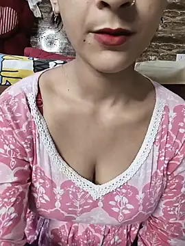 Snapshot of Indian-Aleena chatting on June 15, 5:34 pm Indian-Aleena online show from June 15, 5:34 pm