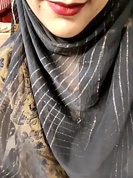 Snapshot of Indian-Aleena chatting on May 31, 8:42 am Indian-Aleena online show from May 31, 8:42 am