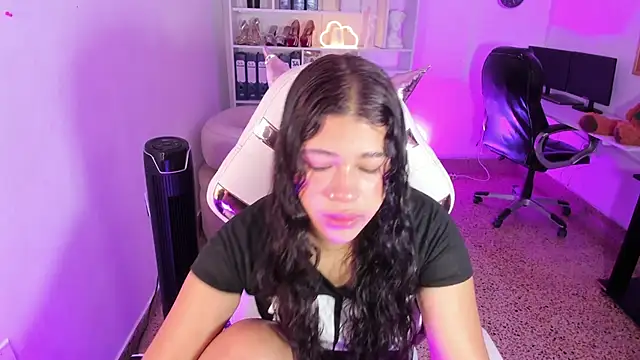 Ivy nt online show from November 30, 12:39 pm