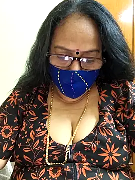 heera-rani online show from November 3, 7:02 am