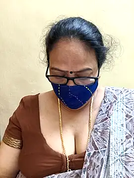 heera-rani online show from December 2, 9:55 am