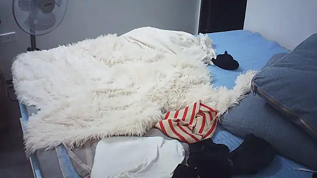 Linh linh01 online show from October 27, 12:06 pm