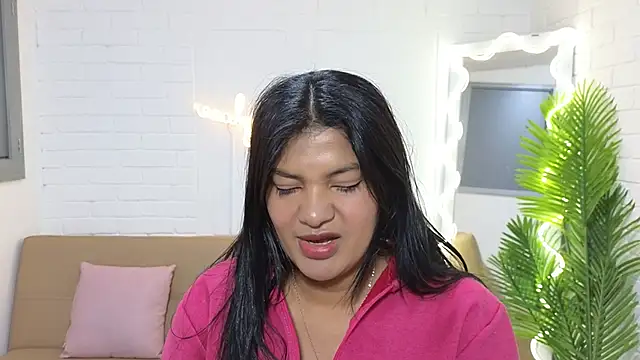 Snapshot of Lexy_tay chatting on October 19, 11:35 am Lexy tay online show from October 19, 11:35 am