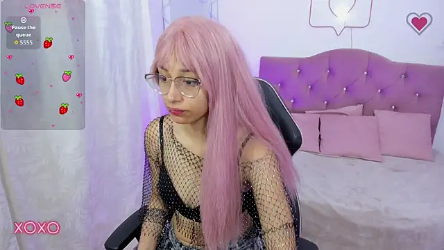 HANNI TAY online show from November 30, 12:06 pm