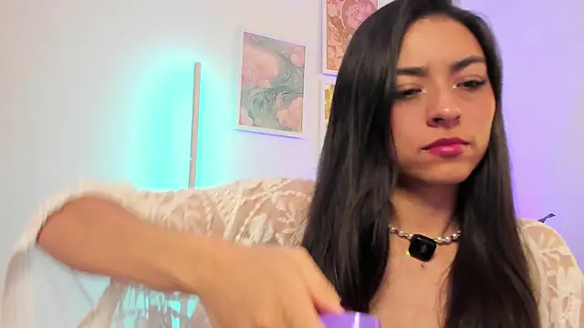 canelleGarces online show from November 27, 5:13 pm