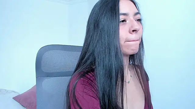 Snapshot of canelleGarces chatting on June 24, 2:15 pm canelleGarces online show from June 24, 2:15 pm