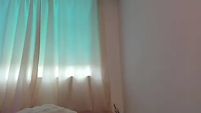 canelleGarces online show from February 14, 5:57 pm