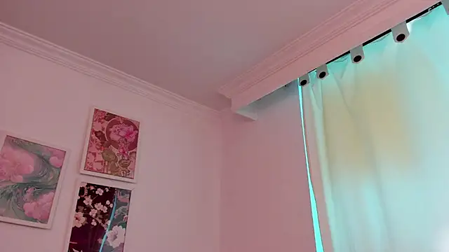 canelleGarces online show from April 4, 3:29 pm