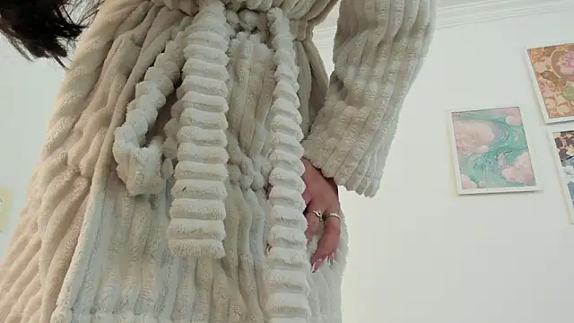 canelleGarces online show from March 23, 4:07 pm