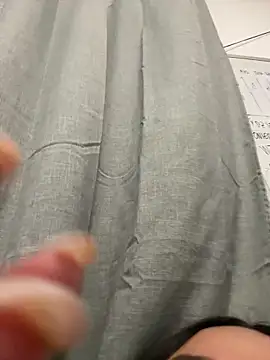 saranghae  online show from February 13, 9:15 pm