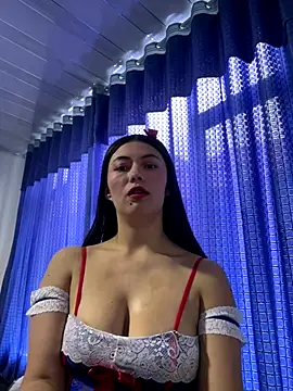 Snapshot of Tamygh_ chatting on October 31, 4:03 pm Tamygh online show from October 31, 4:03 pm