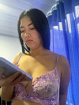 Snapshot of Tamygh_ chatting on November 6, 4:22 pm Tamygh online show from November 6, 4:22 pm