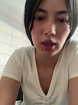 Snapshot of Tamygh_ chatting on December 14, 9:09 pm Tamygh online show from December 14, 9:09 pm