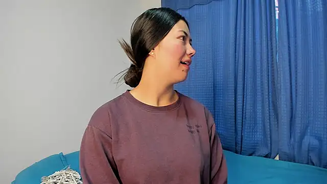 Snapshot of Tamygh_ chatting on October 17, 11:23 am Tamygh online show from October 17, 11:23 am